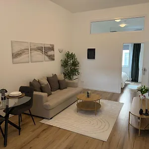 Cozy South-up And Ground Appartement